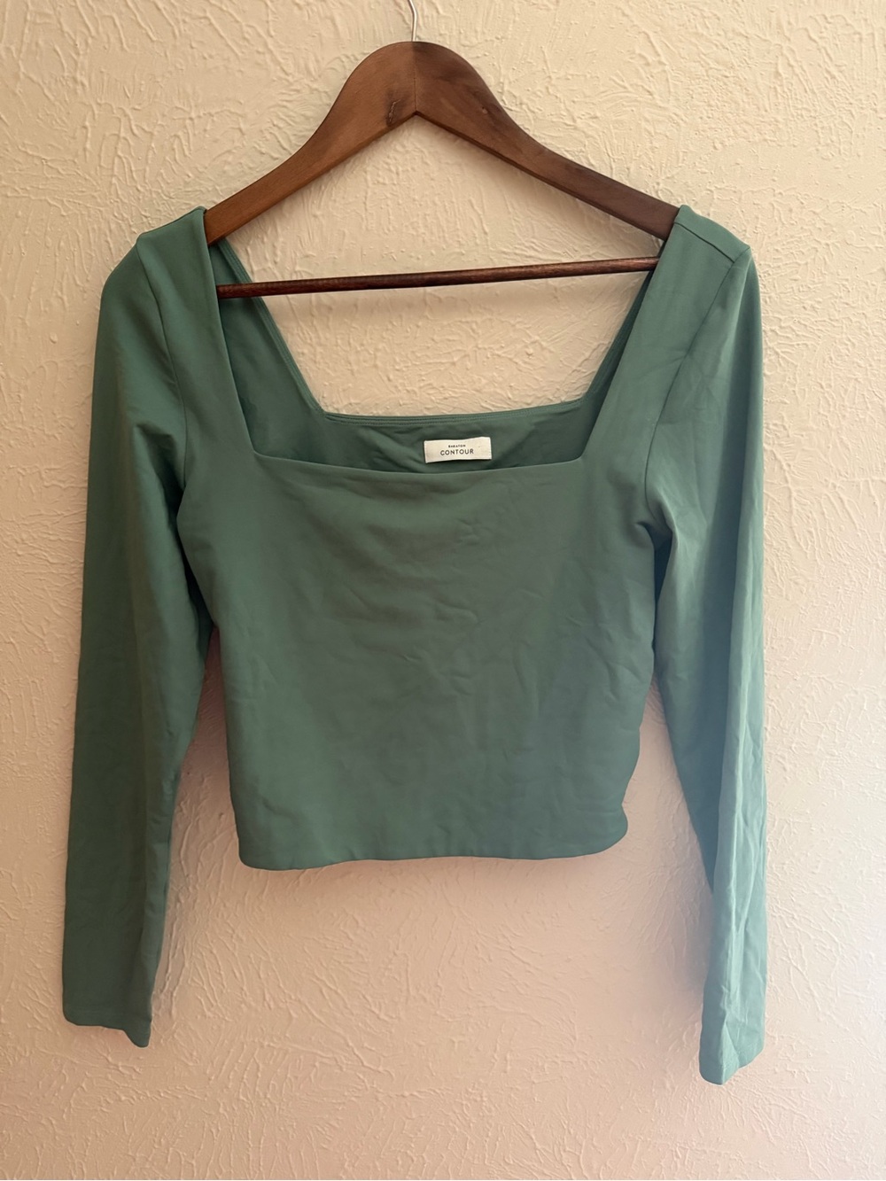 Aritzia Babaton Contour Long Sleeve Square Neck Top | Size Large